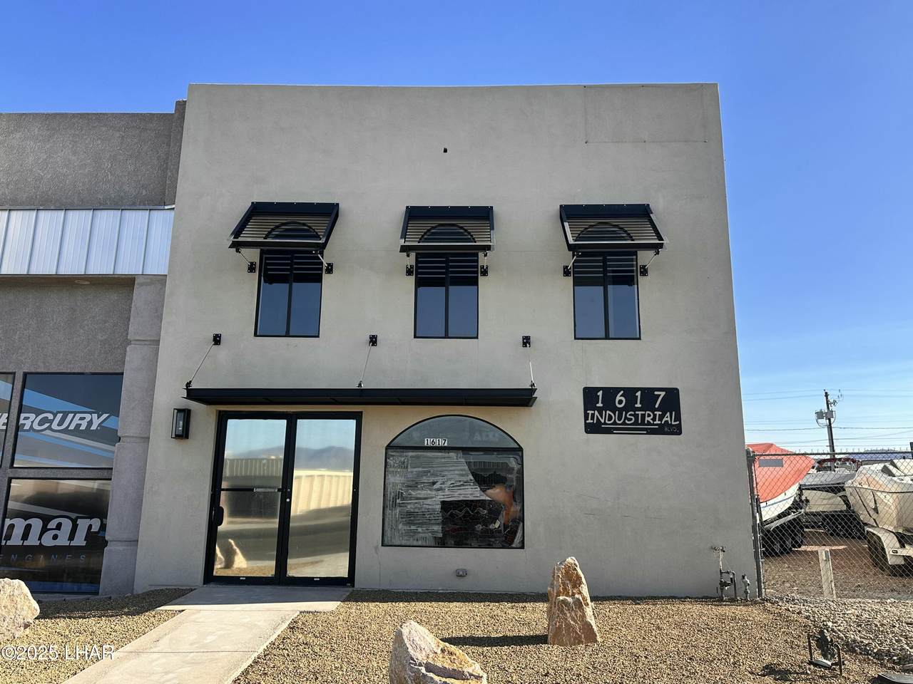 1617 Industrial Blvd - Photo 1