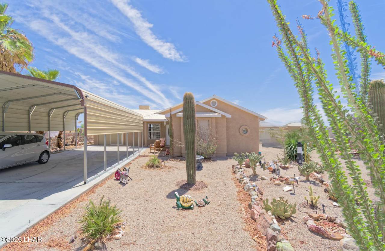 49689 Ruby Ave - Photo 1