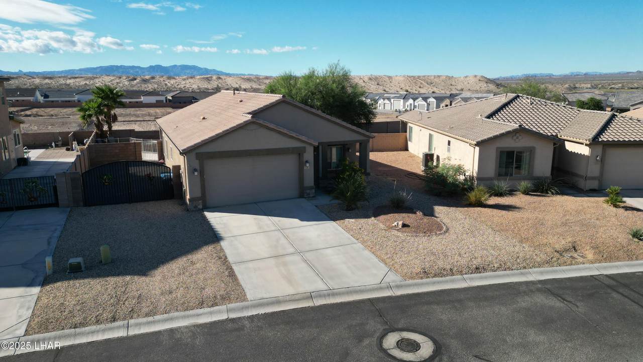 https://bt-photos.global.ssl.fastly.net/lakehavasu/1280_boomver_3_1037667-2.jpg
