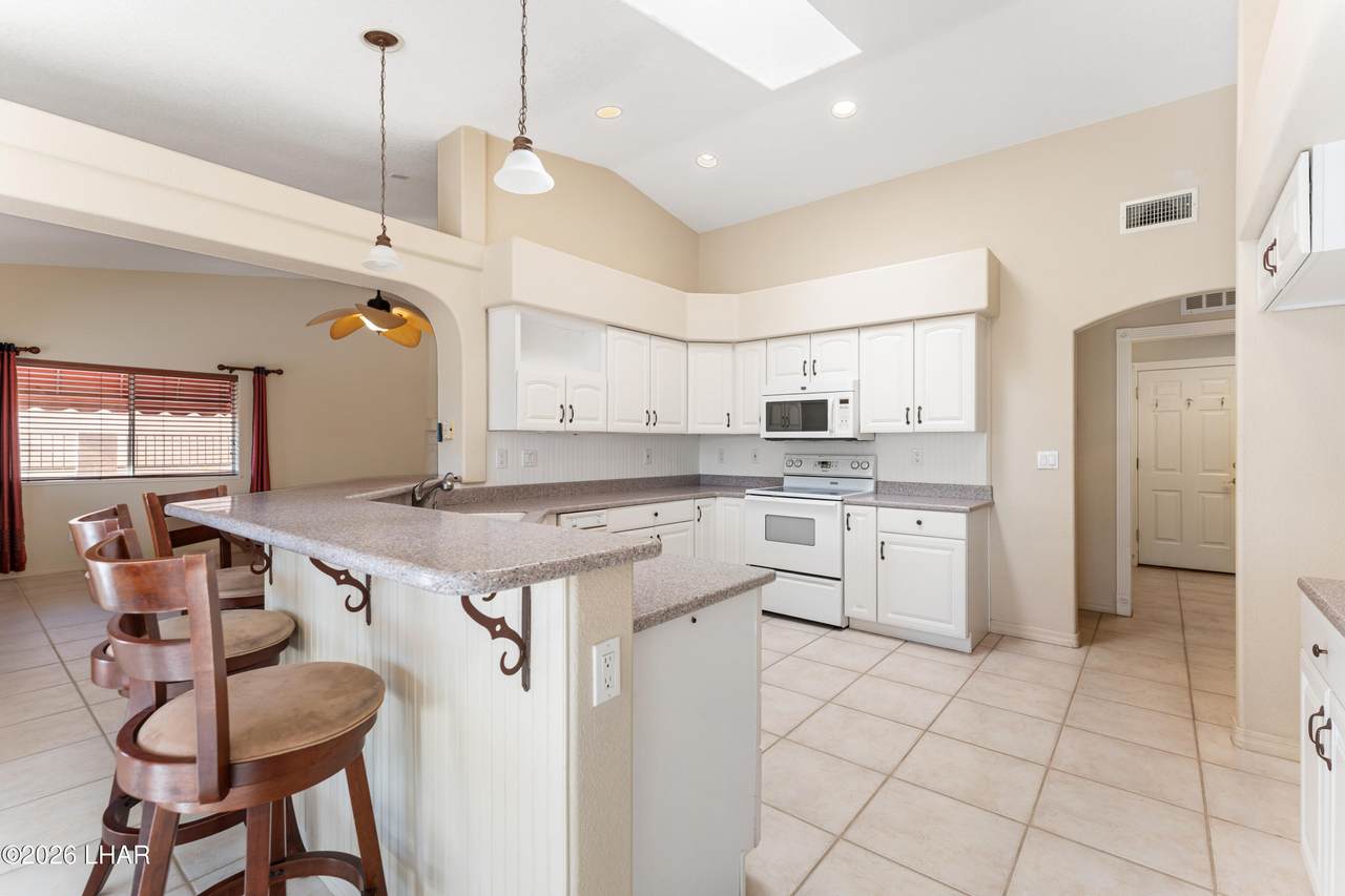 https://bt-photos.global.ssl.fastly.net/lakehavasu/1280_boomver_2_1038671-2.jpg