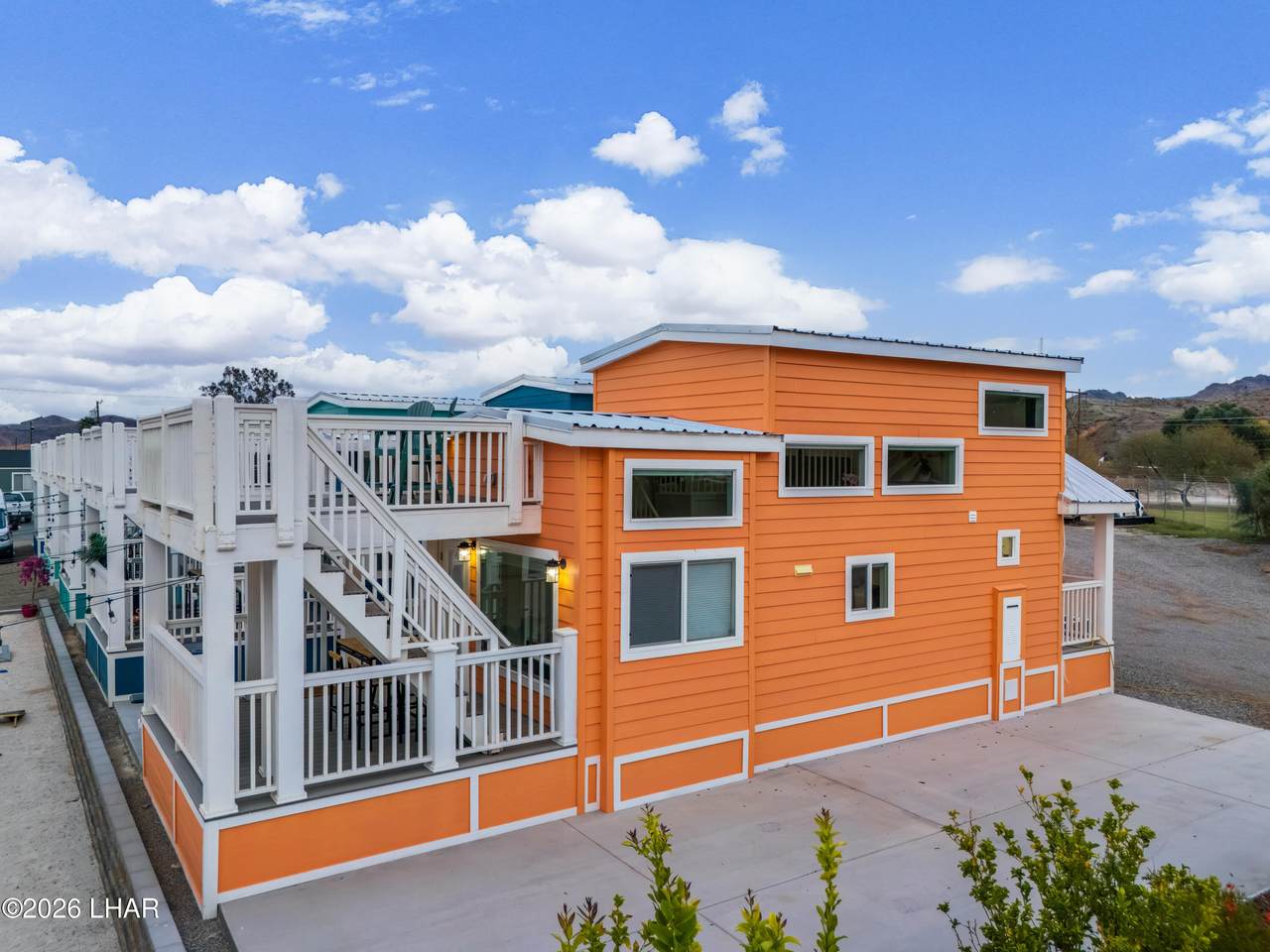 6992 Riverside Dr - Photo 1