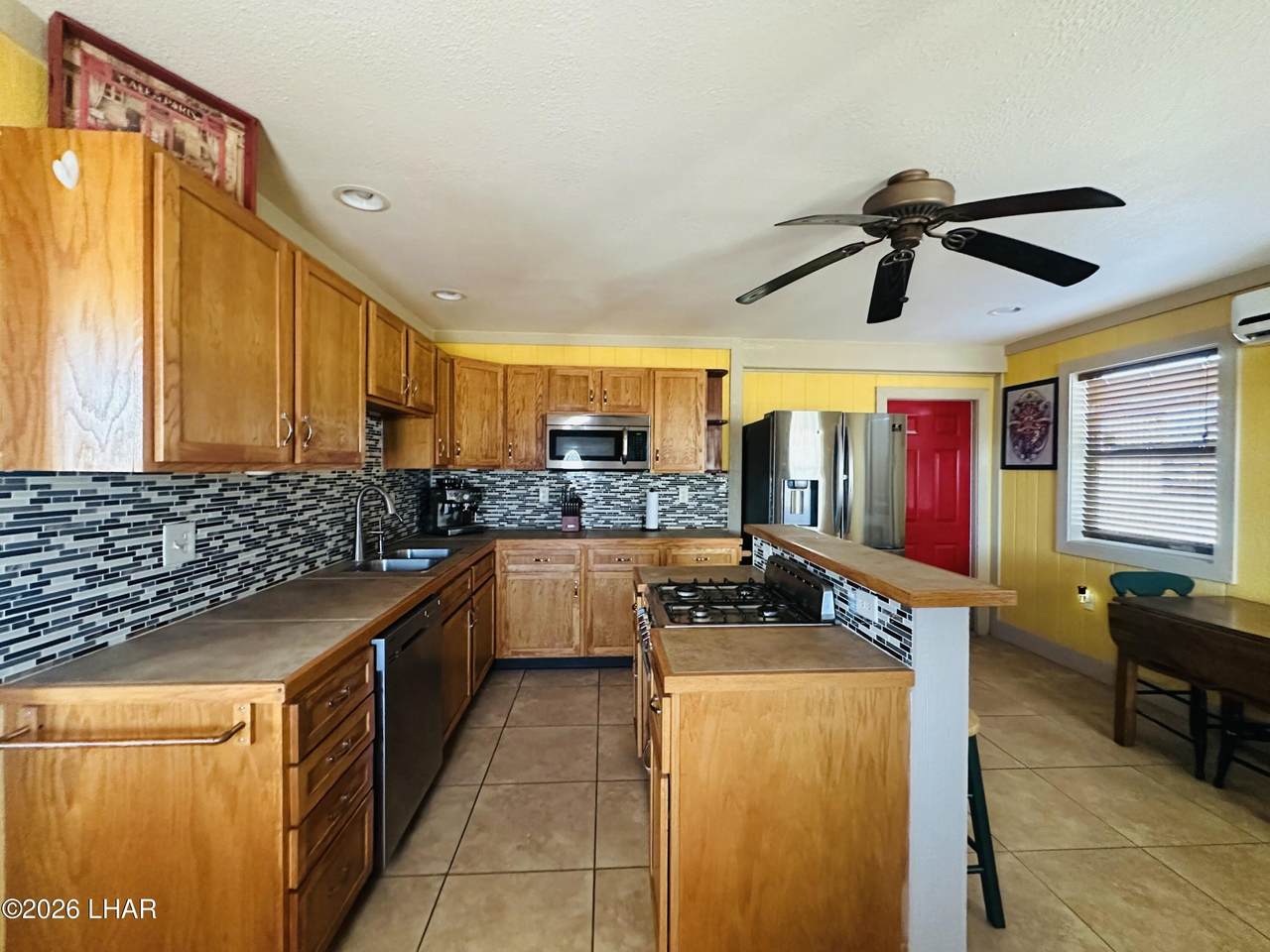 https://bt-photos.global.ssl.fastly.net/lakehavasu/1280_boomver_4_1039802-2.jpg