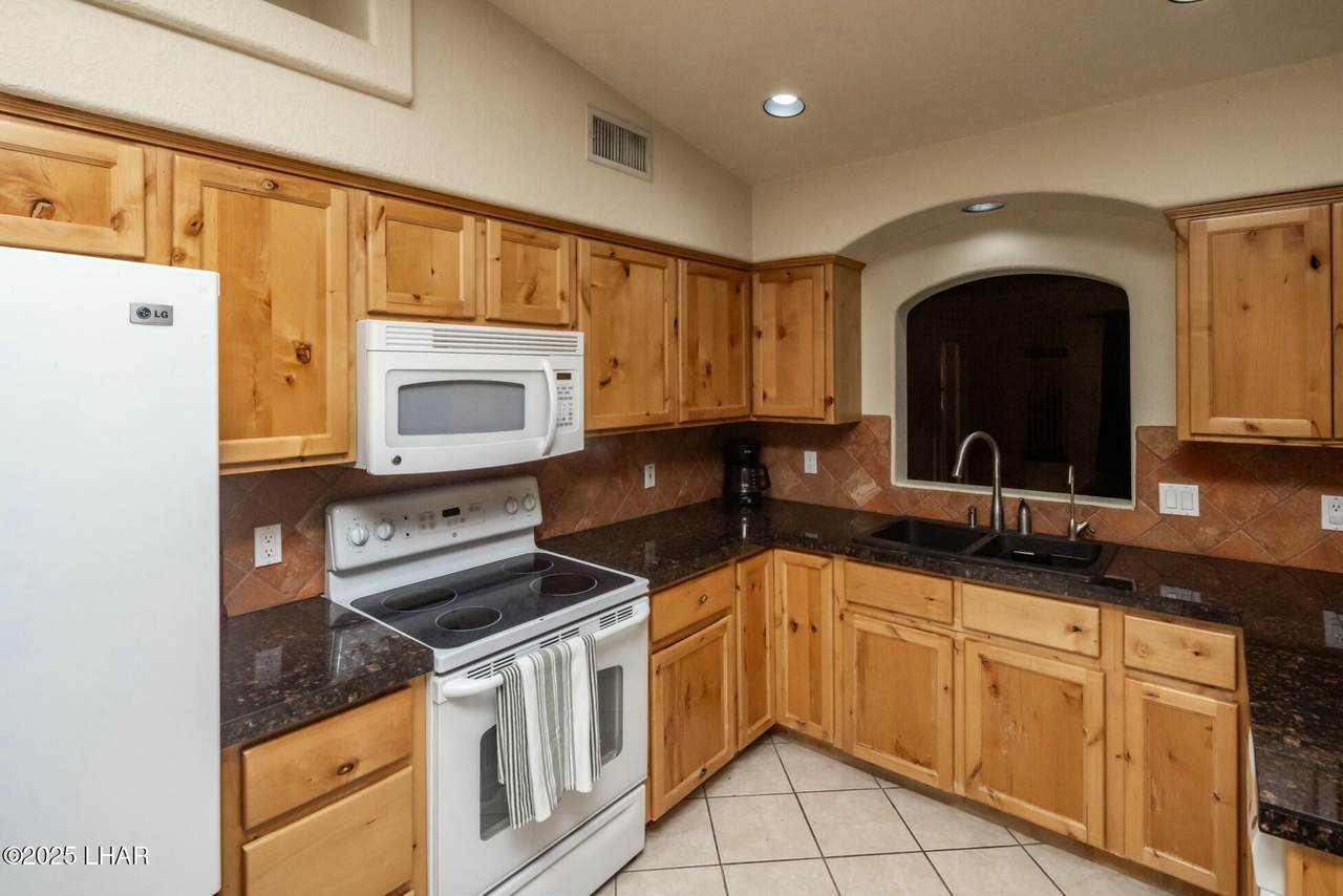 https://bt-photos.global.ssl.fastly.net/lakehavasu/1280_boomver_1_1040144-2.jpg