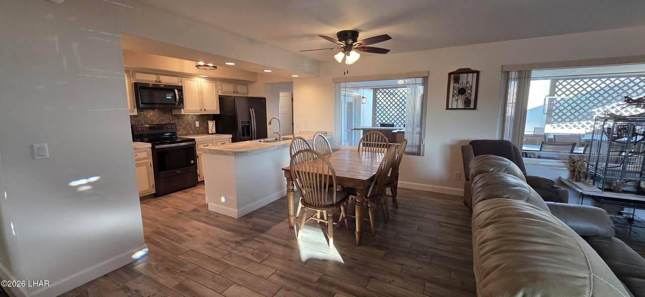 https://bt-photos.global.ssl.fastly.net/lakehavasu/1280_boomver_2_1040878-2.jpg
