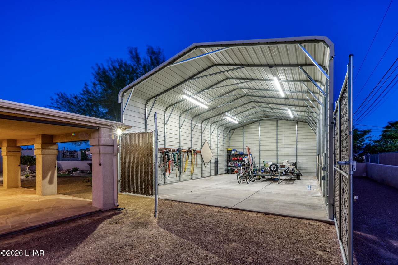 https://bt-photos.global.ssl.fastly.net/lakehavasu/1280_boomver_3_1041232-2.jpg