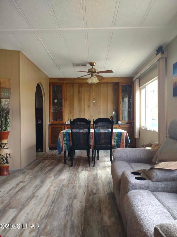 https://bt-photos.global.ssl.fastly.net/lakehavasu/1280_boomver_3_1041472-2.jpg