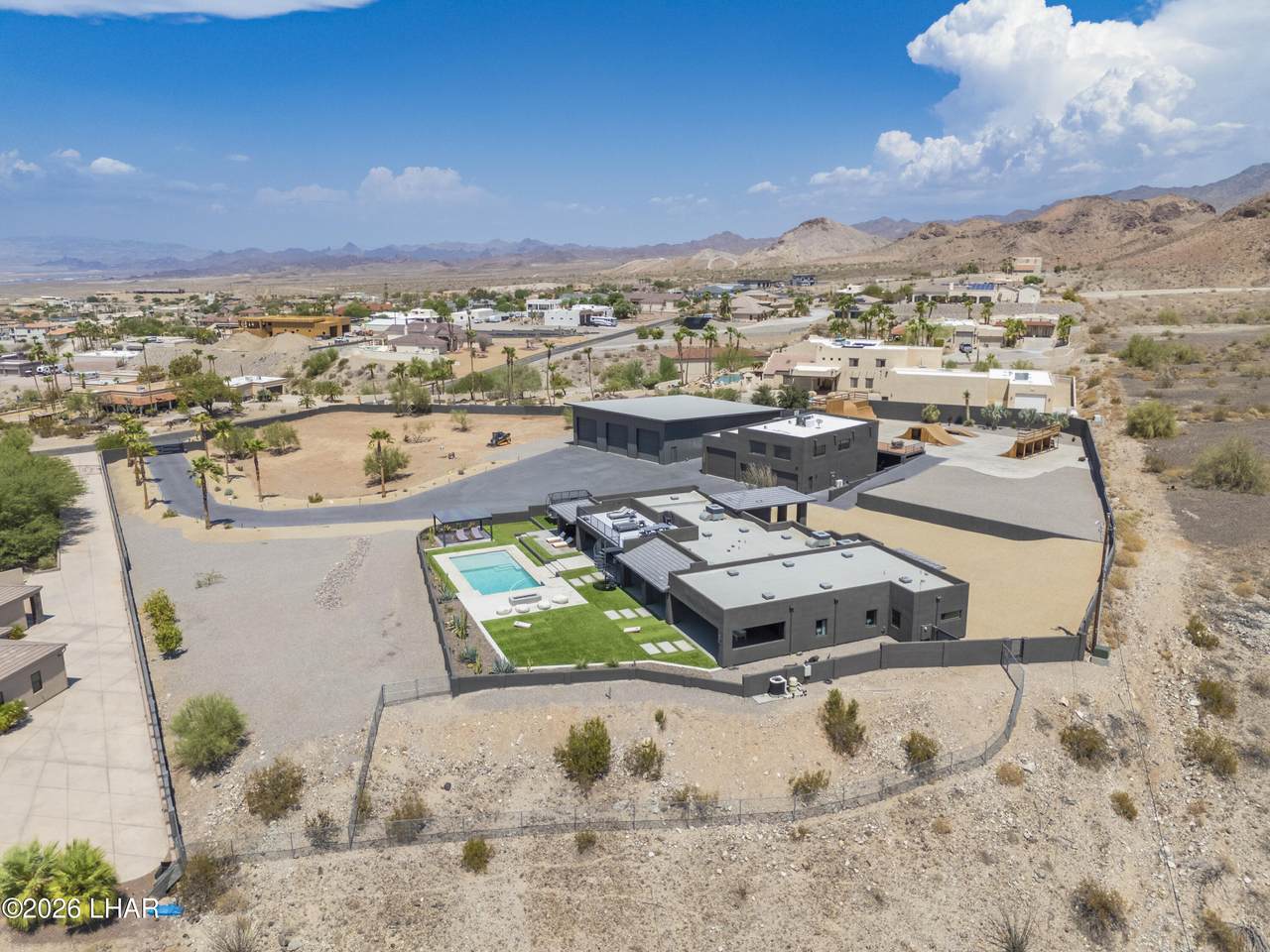 https://bt-photos.global.ssl.fastly.net/lakehavasu/1280_boomver_3_1041534-2.jpg