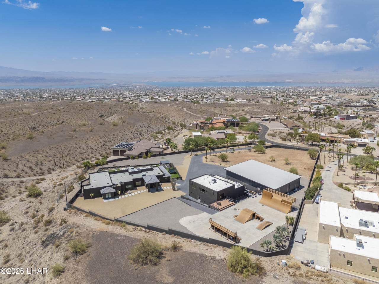 https://bt-photos.global.ssl.fastly.net/lakehavasu/1280_boomver_3_1041534-2.jpg