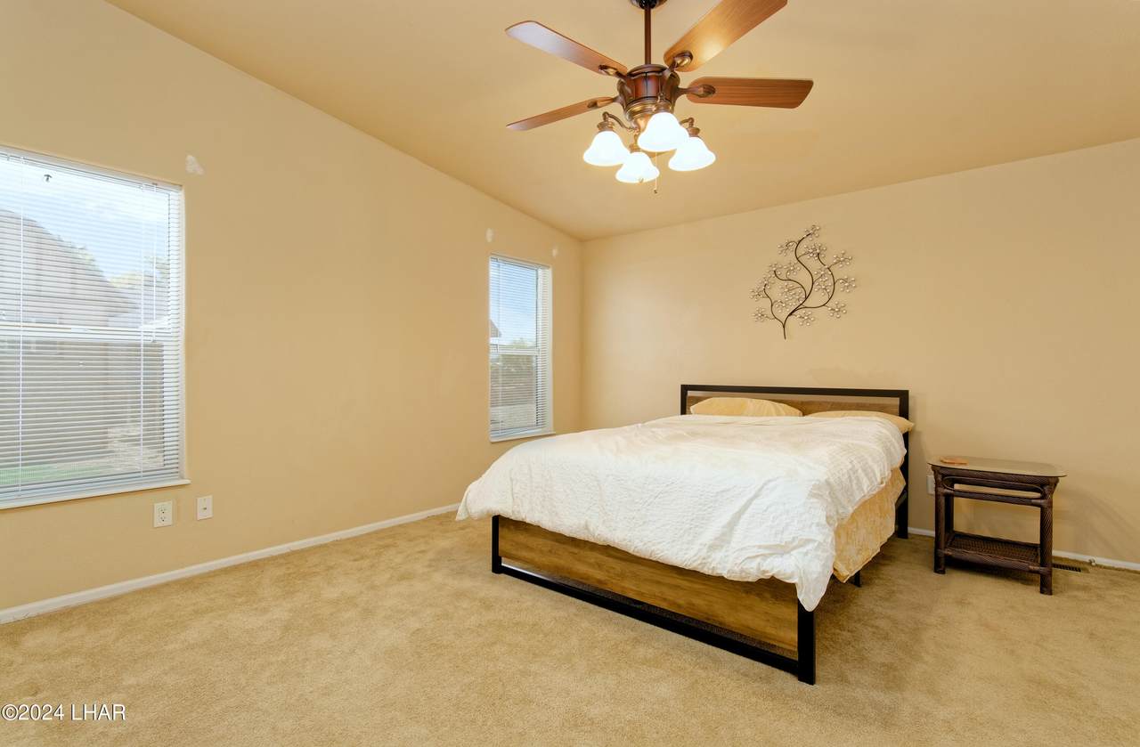 https://bt-photos.global.ssl.fastly.net/lakehavasu/1280_boomver_4_1031329-2.jpg