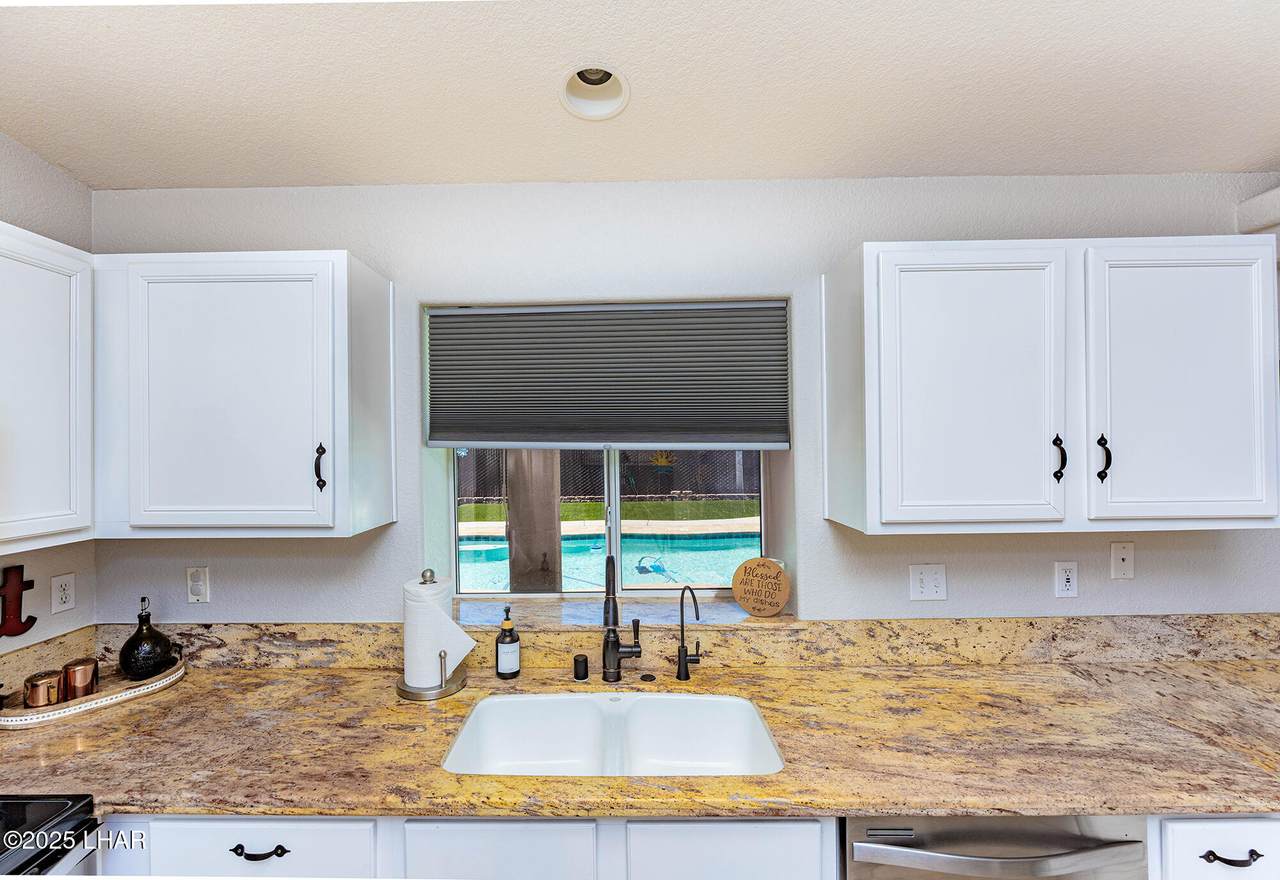 https://bt-photos.global.ssl.fastly.net/lakehavasu/1280_boomver_3_1035289-2.jpg