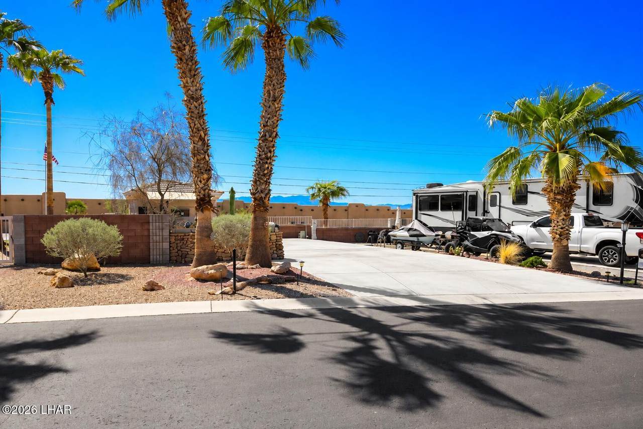 https://bt-photos.global.ssl.fastly.net/lakehavasu/1280_boomver_4_1035803-2.jpg