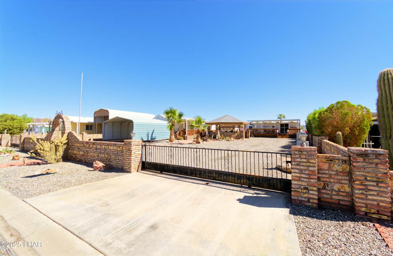 https://bt-photos.global.ssl.fastly.net/lakehavasu/1280_boomver_4_1037464-2.jpg