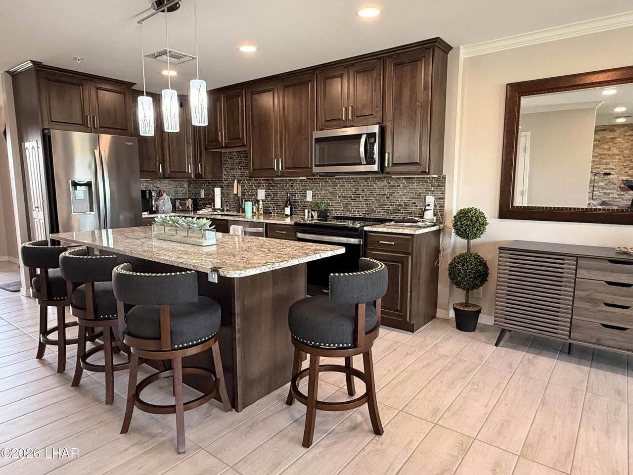 https://bt-photos.global.ssl.fastly.net/lakehavasu/orig_boomver_4_1039997-2.jpg
