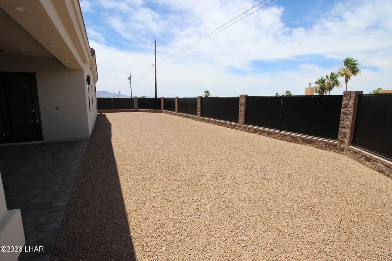 https://bt-photos.global.ssl.fastly.net/lakehavasu/1280_boomver_3_1040518-2.jpg