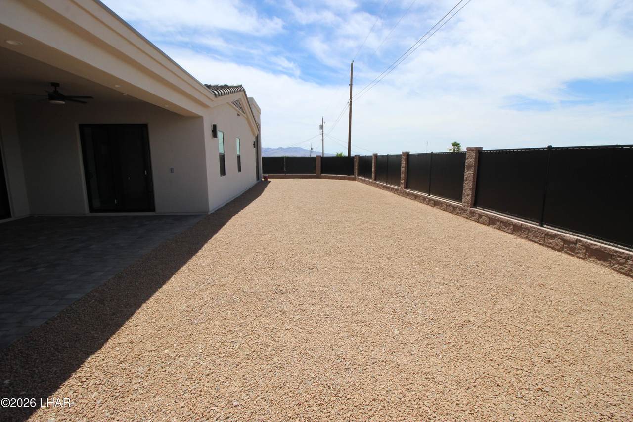 https://bt-photos.global.ssl.fastly.net/lakehavasu/1280_boomver_3_1040518-2.jpg