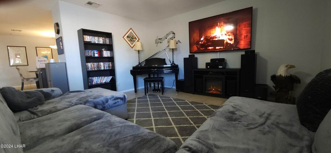 https://bt-photos.global.ssl.fastly.net/lakehavasu/1280_boomver_3_1033115-2.jpg