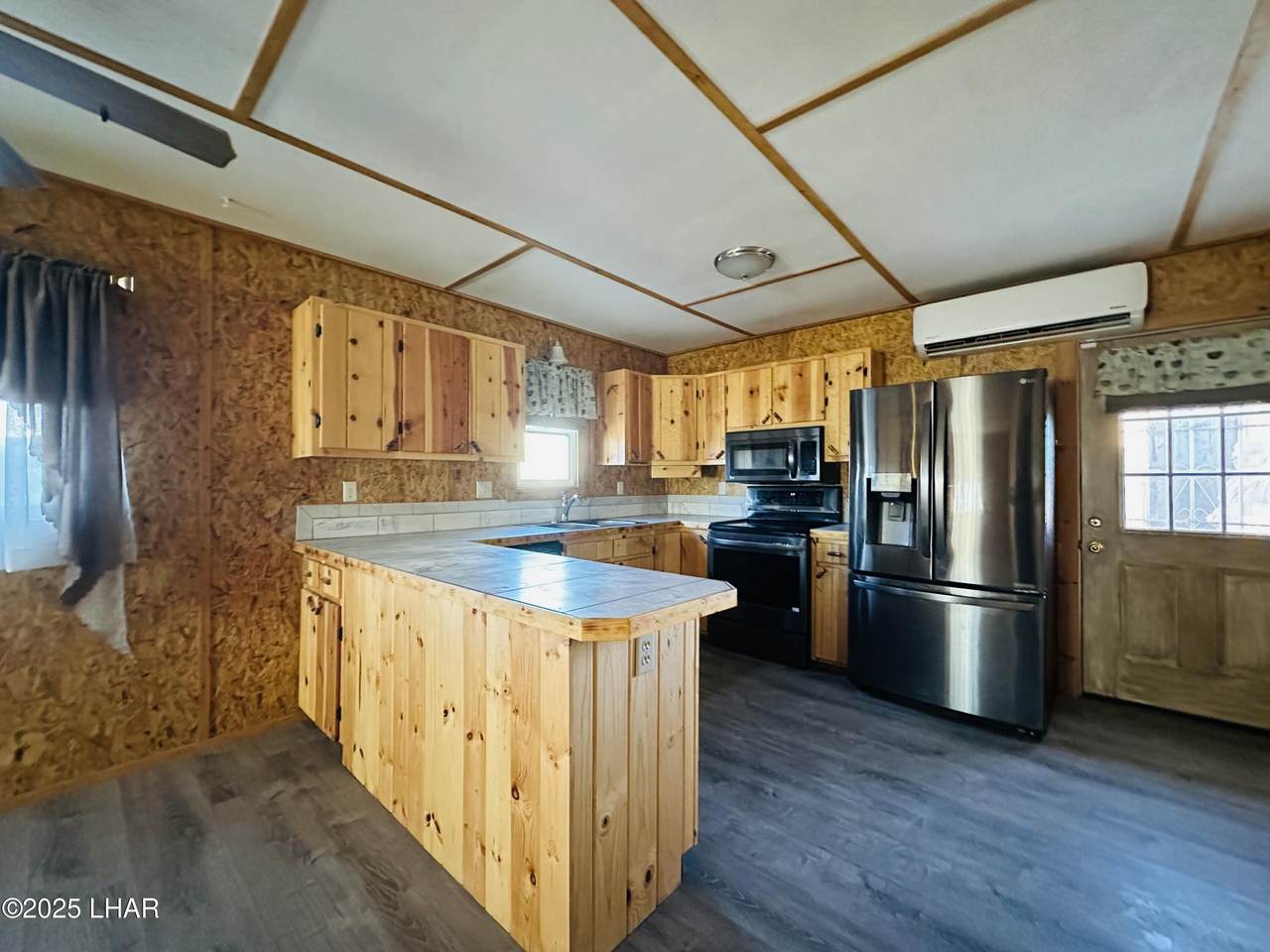 https://bt-photos.global.ssl.fastly.net/lakehavasu/1280_boomver_10_1033966-2.jpg