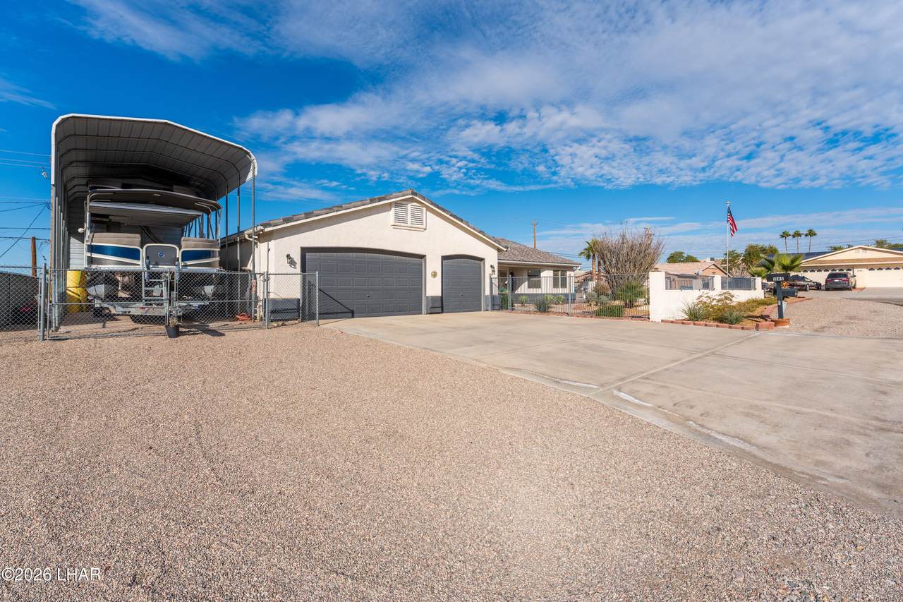 https://bt-photos.global.ssl.fastly.net/lakehavasu/1280_boomver_6_1038983-2.jpg