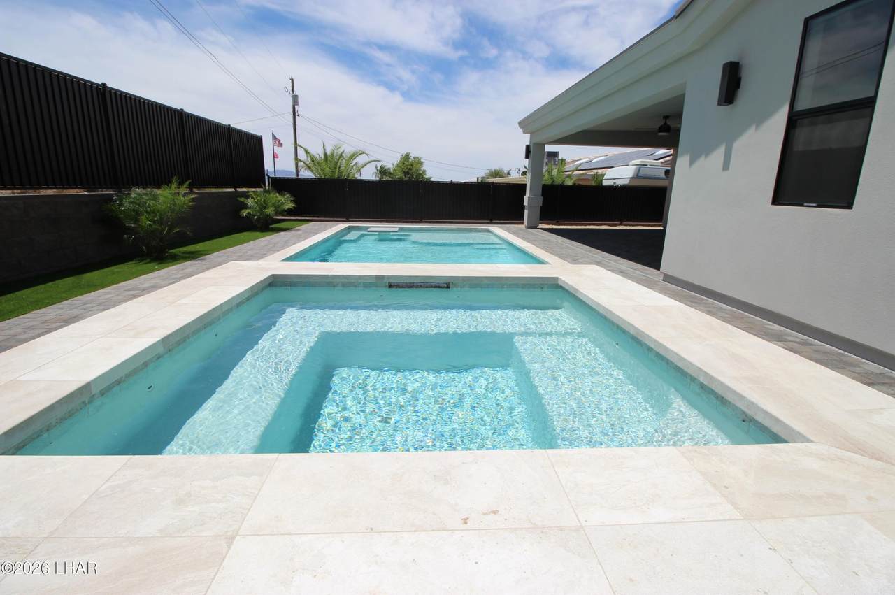 3918 Lunar Dr - Photo 1