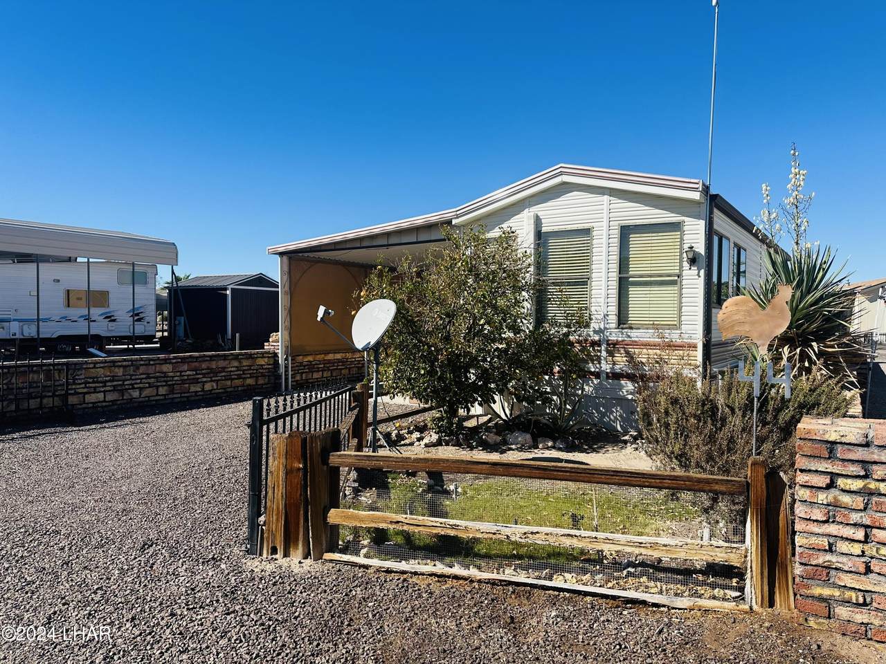 200 Moon Mountain Ave #44 - Photo 1