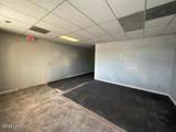 1761 Mcculloch Blvd - Photo 3