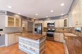 2480 Castaway Dr - Photo 2