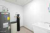 1090 Empire Dr - Photo 33