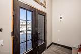 805 Malibu Dr - Photo 3