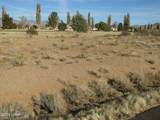 7913 Saddleback Dr - Photo 4