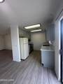 2485 Hillview Dr - Photo 9