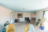 2424 Manor Ln - Photo 4