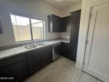 2076 Swanson Ave - Photo 3