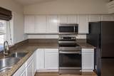2543 Hillview Dr - Photo 10
