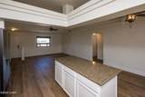 2543 Hillview Dr - Photo 12