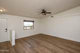 2543 Hillview Dr - Photo 4