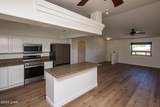 2543 Hillview Dr - Photo 9