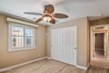 610 Desert View Dr - Photo 16