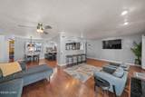 1827 Combat Dr - Photo 9