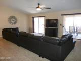 2304 Buckingham Blvd - Photo 3