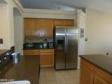 2304 Buckingham Blvd - Photo 7