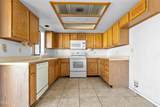 1649 Emerald Dr - Photo 9