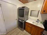 9378 Riverside Dr - Photo 16