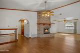 2558 Country Club Dr - Photo 18