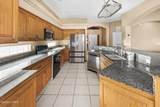 8639 Miraleste Shores Dr - Photo 19
