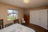 1041 Rolling Hills Dr - Photo 22