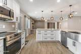 1555 Poplar Dr - Photo 14