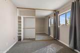 1555 Poplar Dr - Photo 36