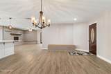 1555 Poplar Dr - Photo 5