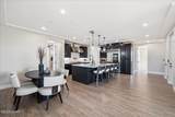 803 Malibu Dr - Photo 14