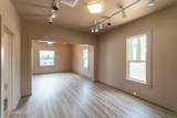 310 Oak St - Photo 15